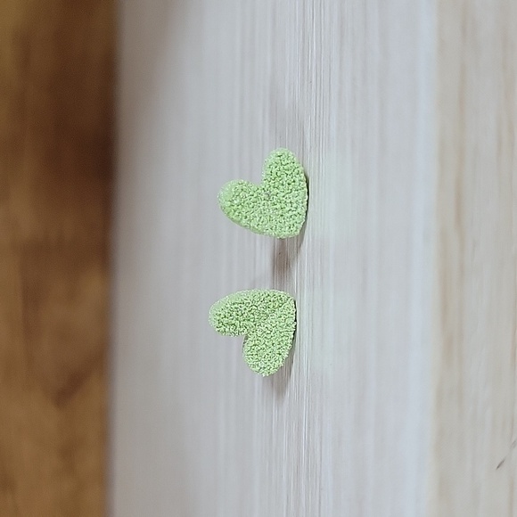 Ear Envy Other - POTTERY HEART STUD EARRINGS